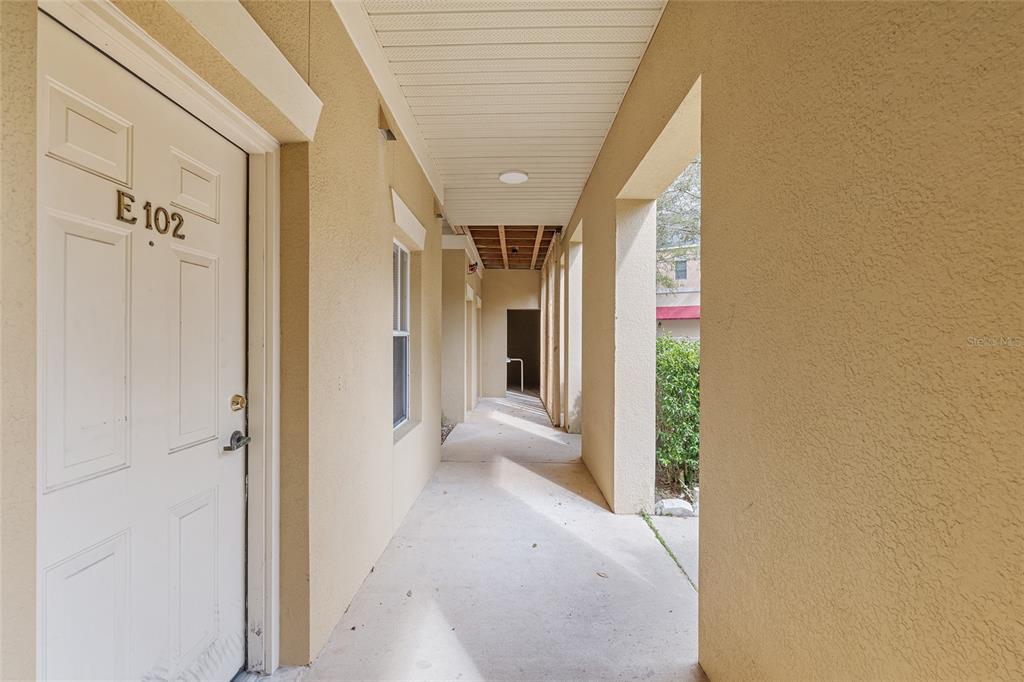 9177 Southwest 52nd Road, Unit 102 Gainesville, FL 32608 - Photo 27 of 35