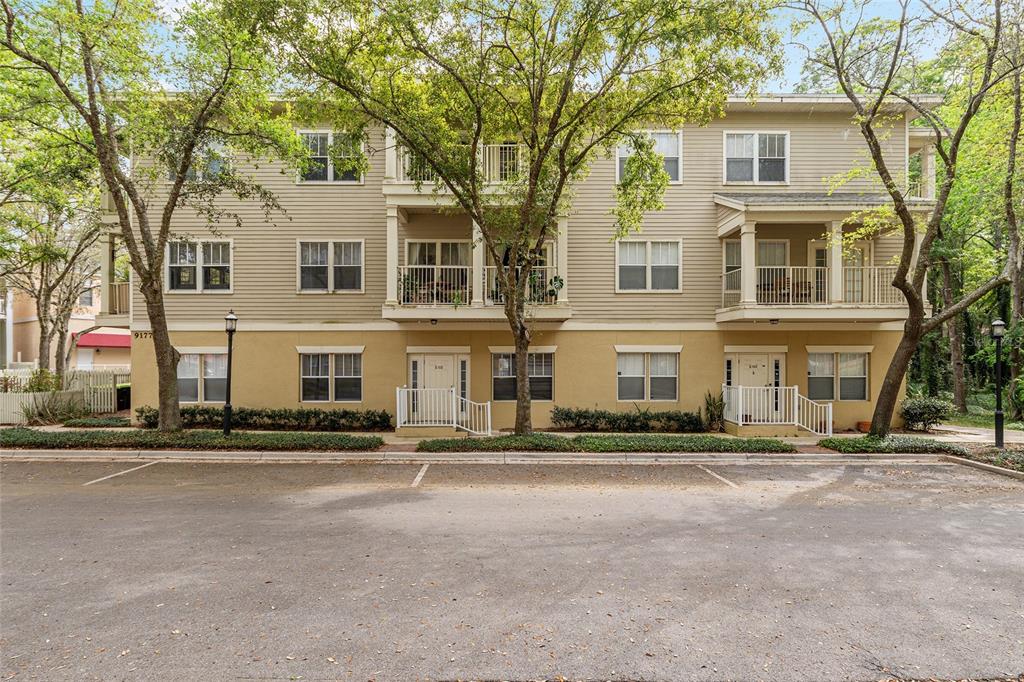 9177 Southwest 52nd Road, Unit 102 Gainesville, FL 32608 - Photo 32 of 35