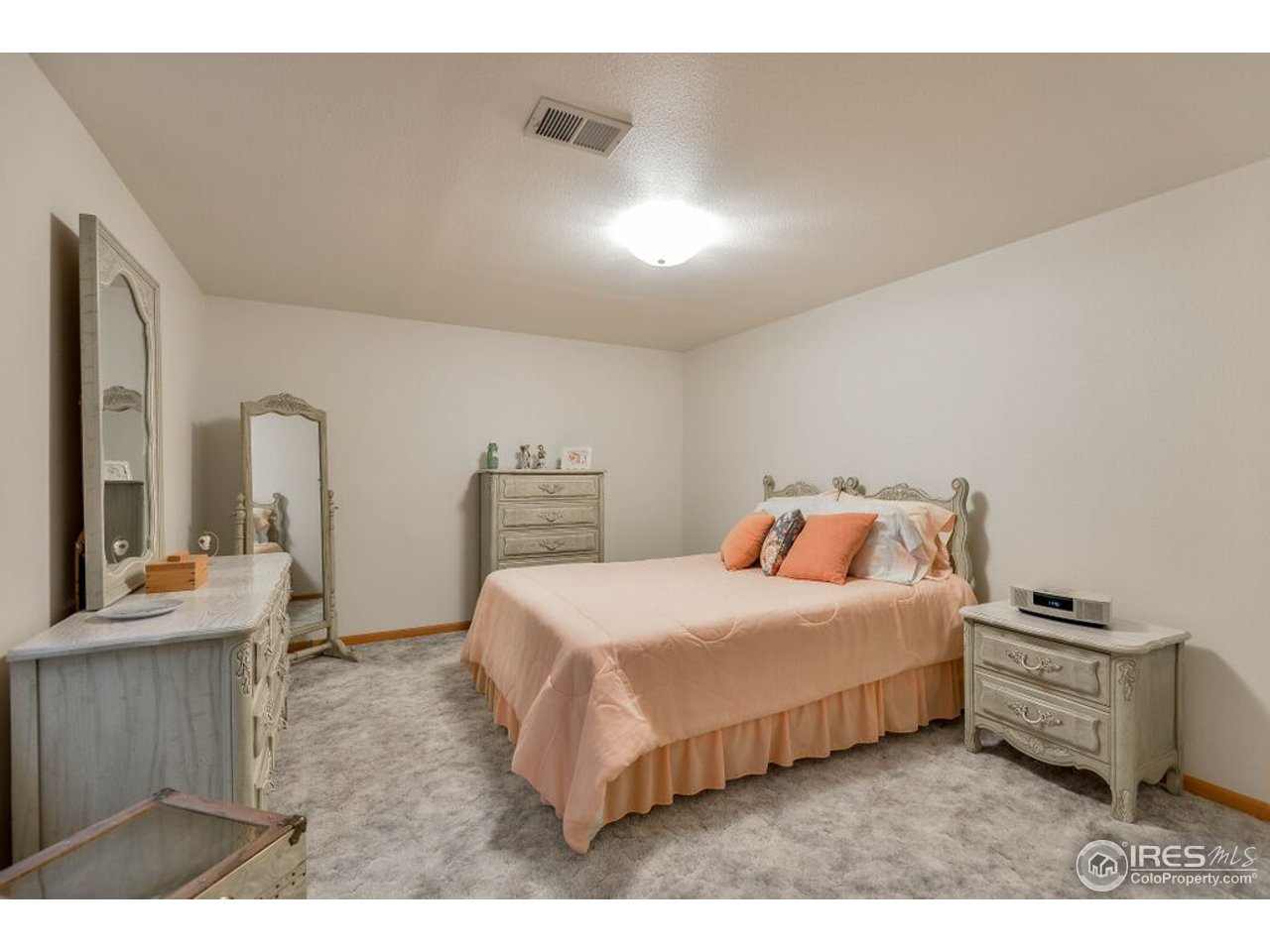 1450 Hawkridge Road Eaton, CO 80615 - Photo 11 of 25 Gallery Image 11