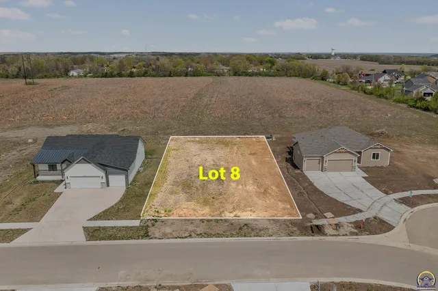 $46,500 | 8008 Southwest 26th Terrace, Unit LOT 8 BLOCK B, Topeka, KS 66614