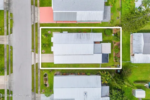an aerial view of multiple house