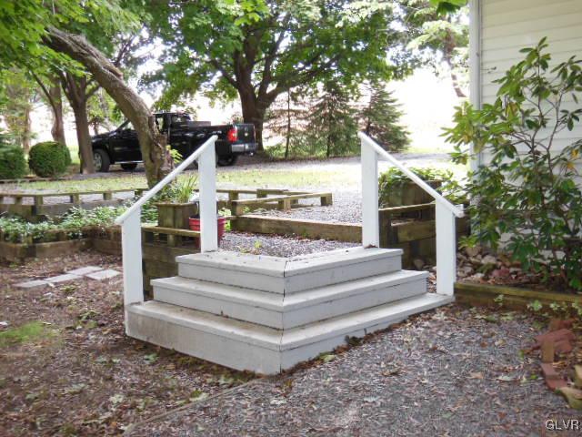 3040 Old Post Road Slatington, PA 18080 - Photo 6 of 34 Gallery Image 6