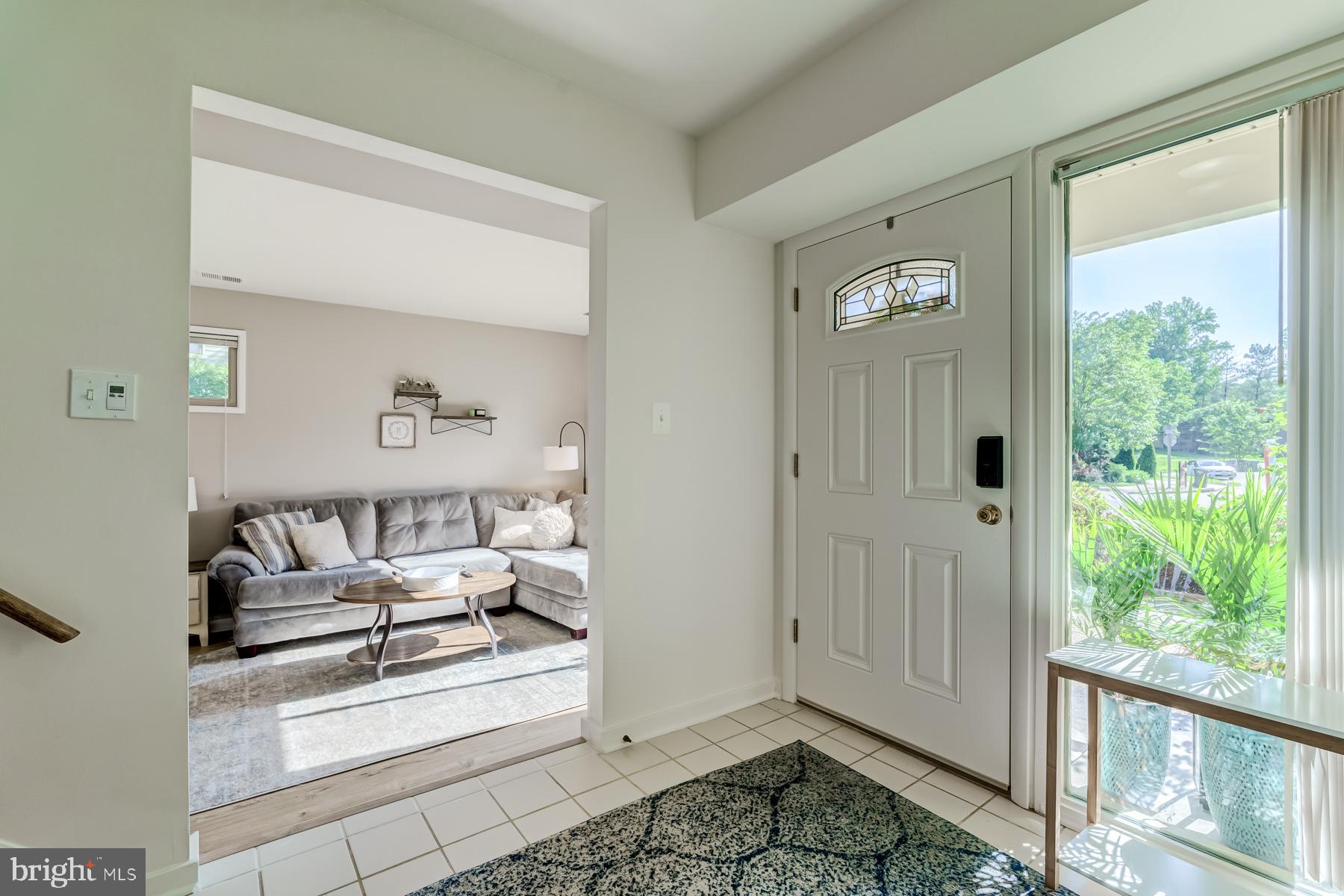 4512 Flintstone Road Alexandria, VA 22306 - Photo 5 of 59 Gallery Image 5
