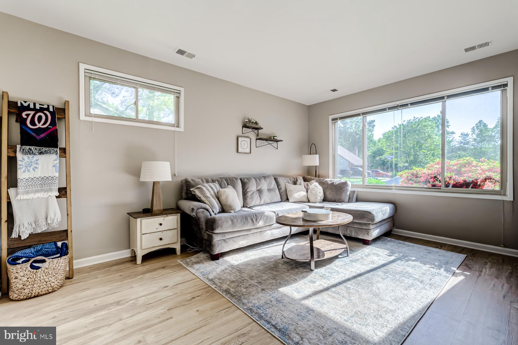 4512 Flintstone Road Alexandria, VA 22306 - Photo 6 of 59 Gallery Image 6