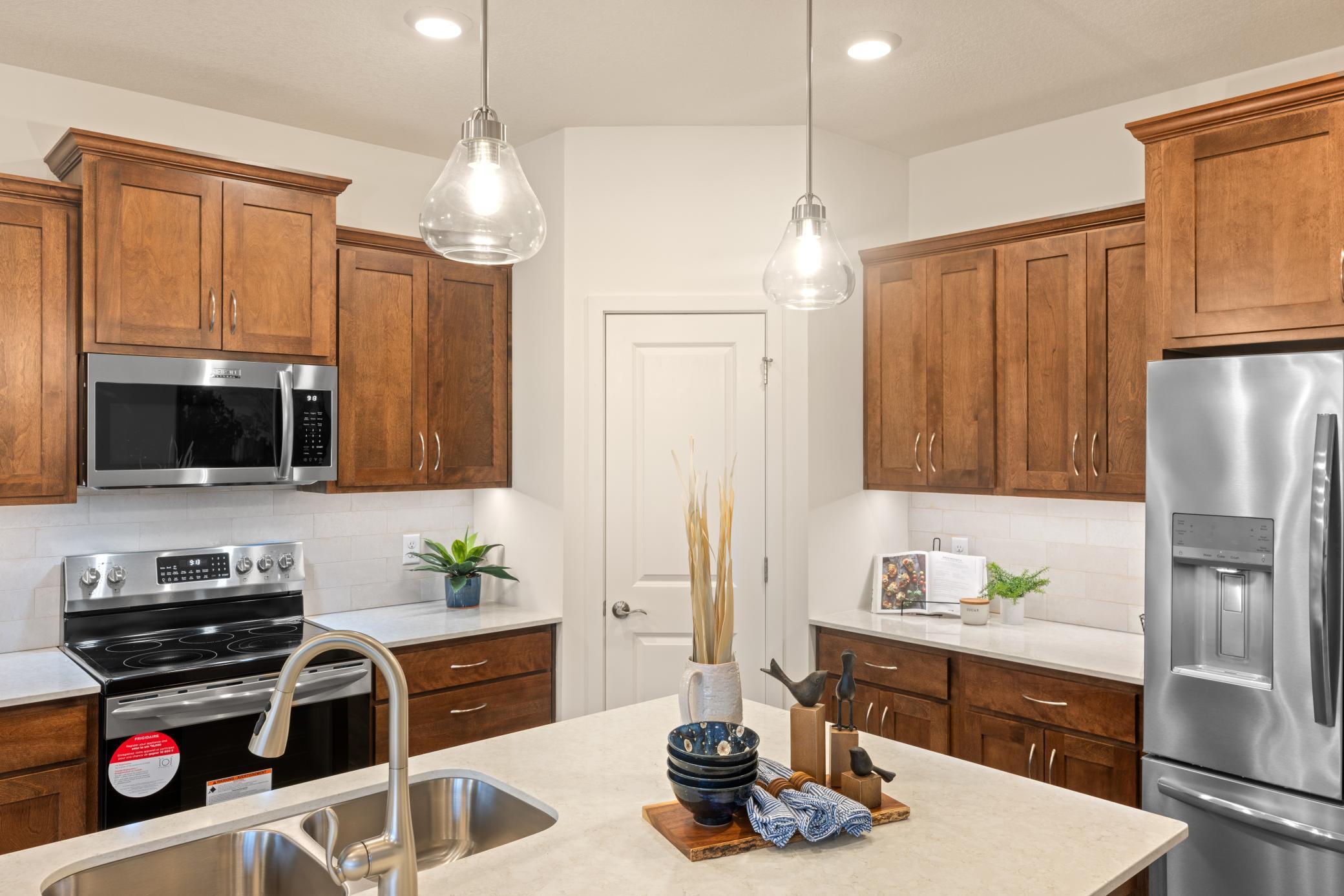 7848 Austin Path Inver Grove Heights, MN 55077 - Photo 4 of 31