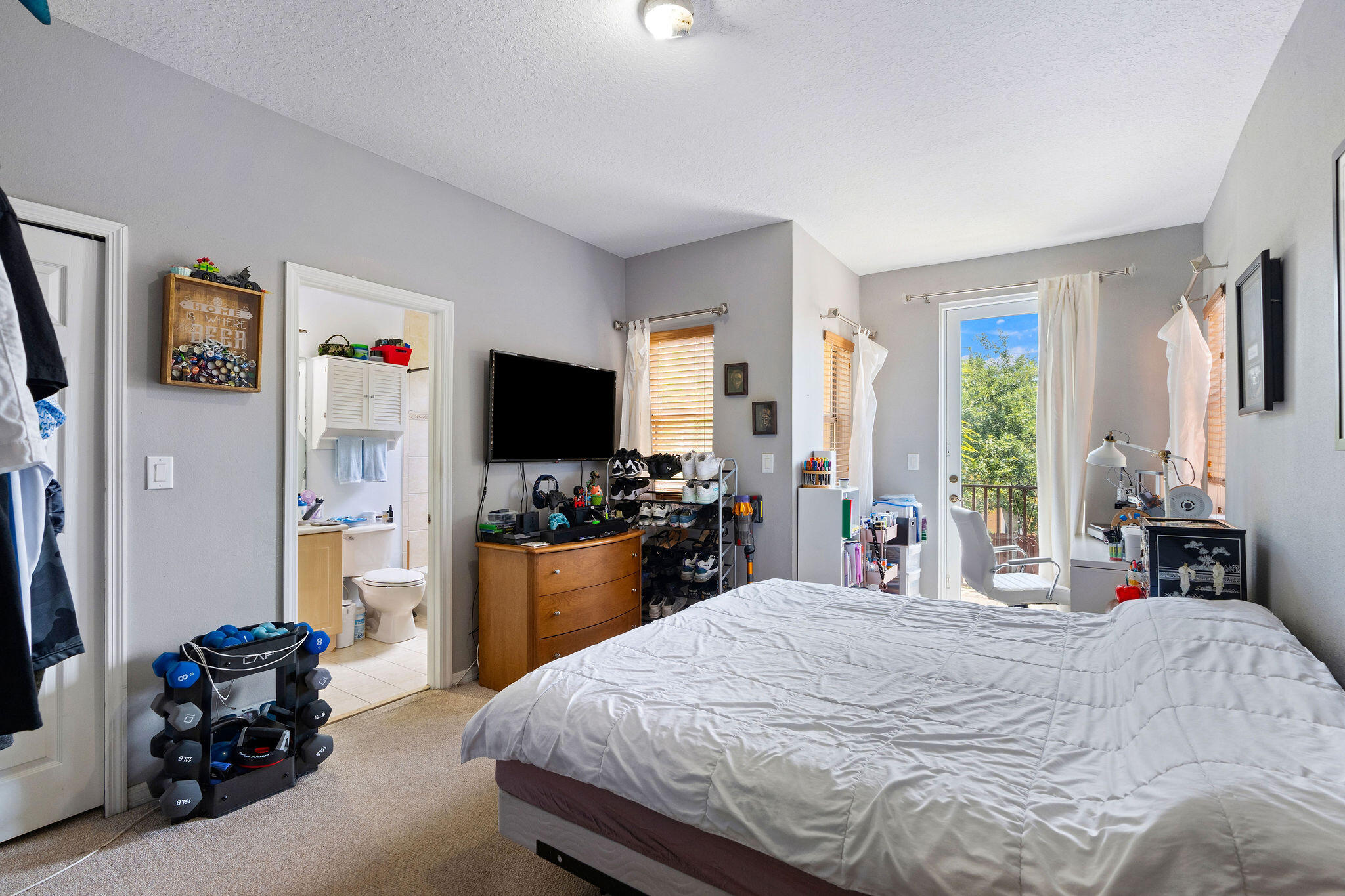 3144 Southwest 154th Place Miami, FL 33185 - Photo 35 of 42 DSC02935
