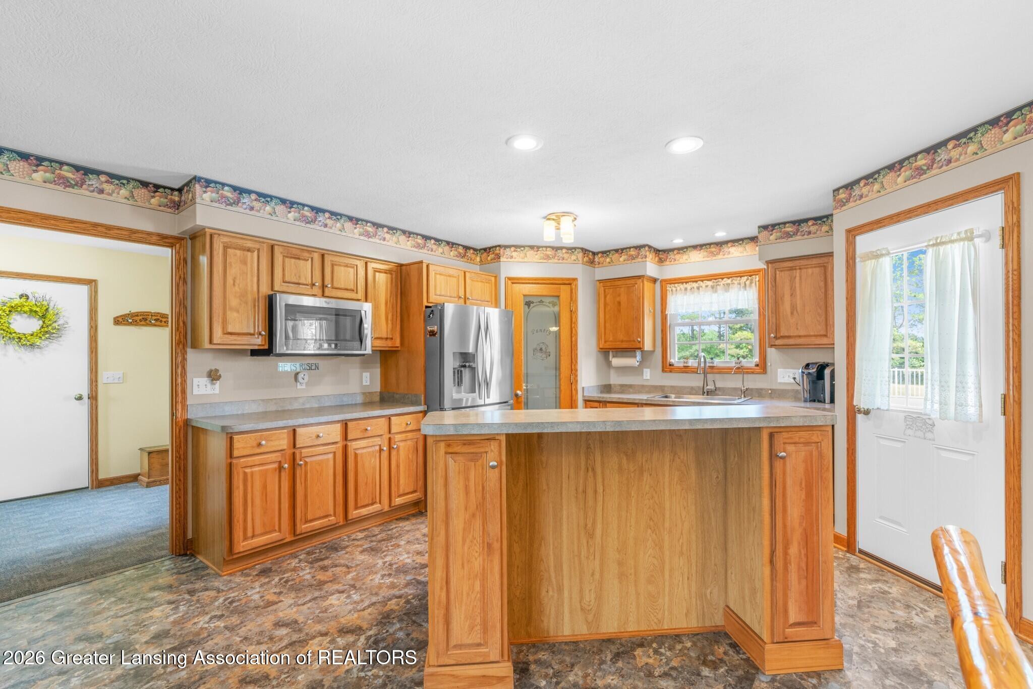 2327 Vandekarr Road Owosso, MI 48867 - Photo 21 of 60 23-Media Jett -41