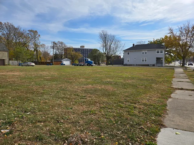 $179,000 | 504 South Schuyler Avenue, Kankakee, IL 60901