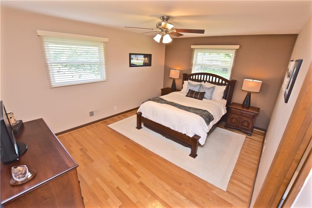 6431 Hythe Road Indianapolis, IN 46220 - Photo 10 of 28 Gallery Image 10