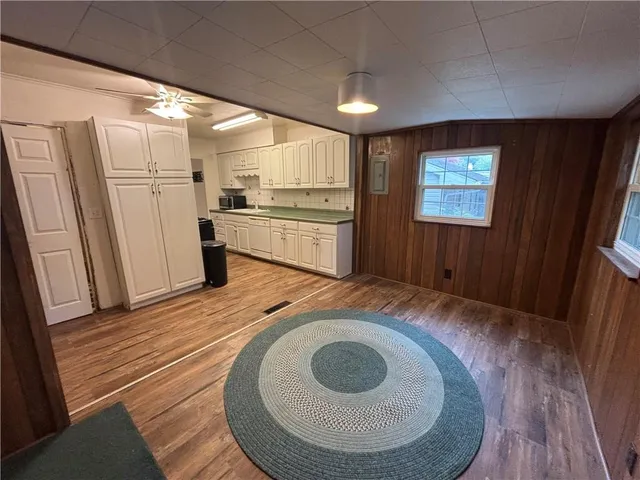 $1,000 | 1808 16th Avenue, Beaver Falls, PA 15010