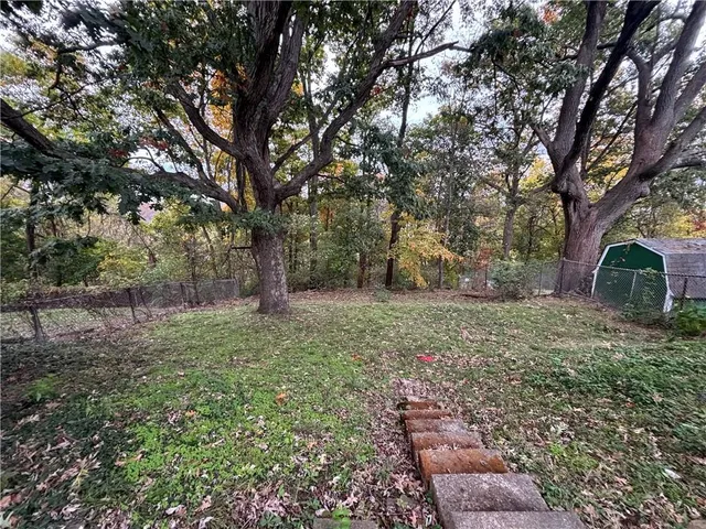 $1,000 | 1808 16th Avenue, Beaver Falls, PA 15010