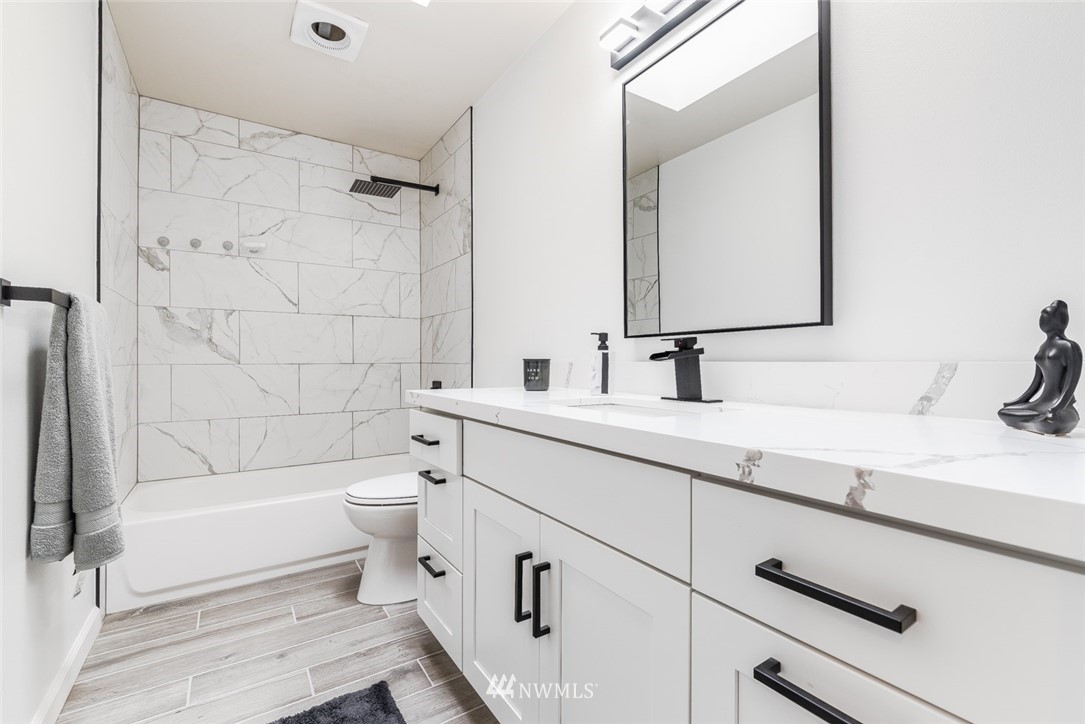 5154 Northeast 20th Street Renton, WA 98059 - Photo 22 of 24