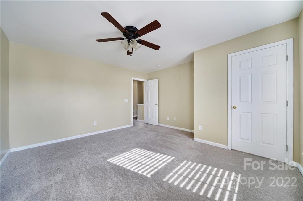 618 Bayou Circle Clover, SC 29710 - Photo 20 of 37 a view of a livingroom with a ceiling fan