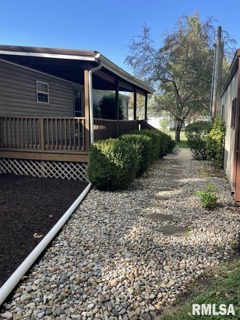 503 East Matthew Street Sesser, IL 62884 - Photo 4 of 17 Gallery Image 4