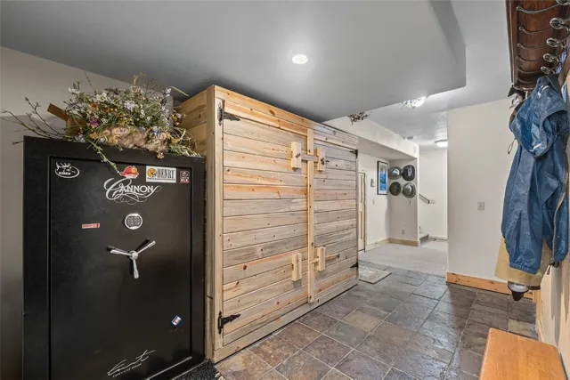 a view of walk in closet