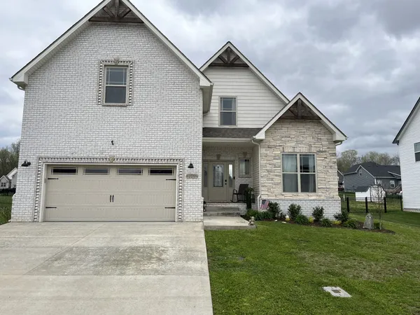 $2,700 | 445 Crestwicke Court, Clarksville, TN 37043