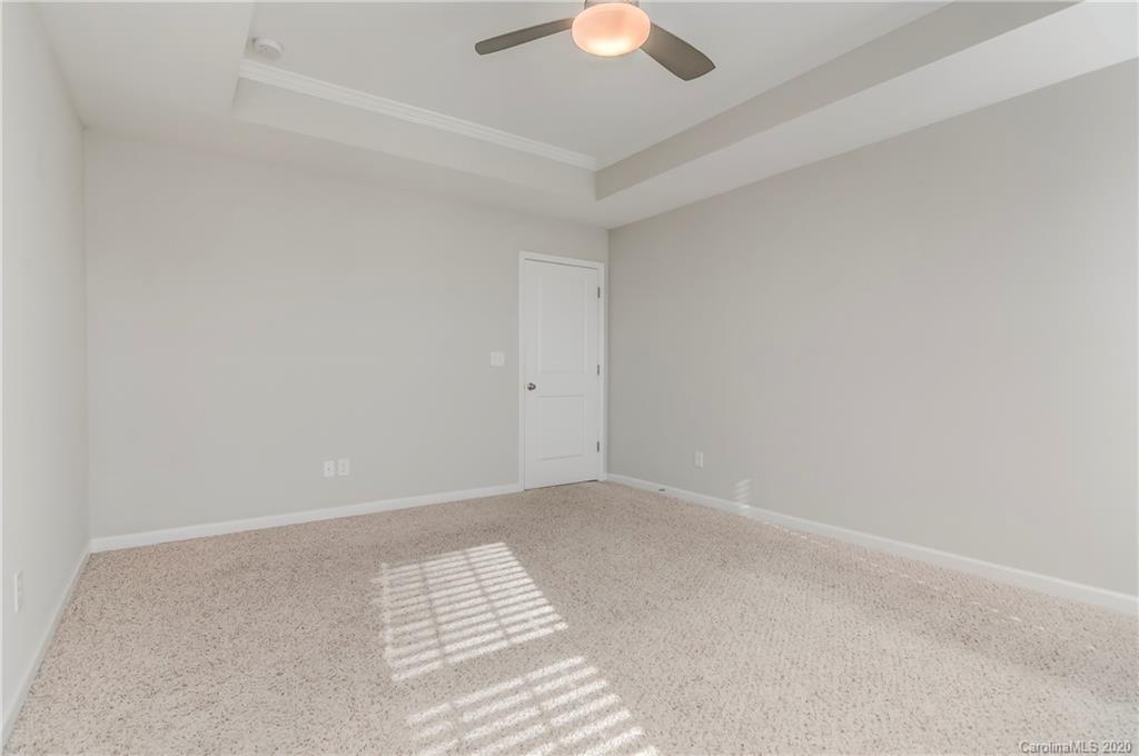8215 Dallas Bay Road Charlotte, NC 28278 - Photo 14 of 28 Gallery Image 14