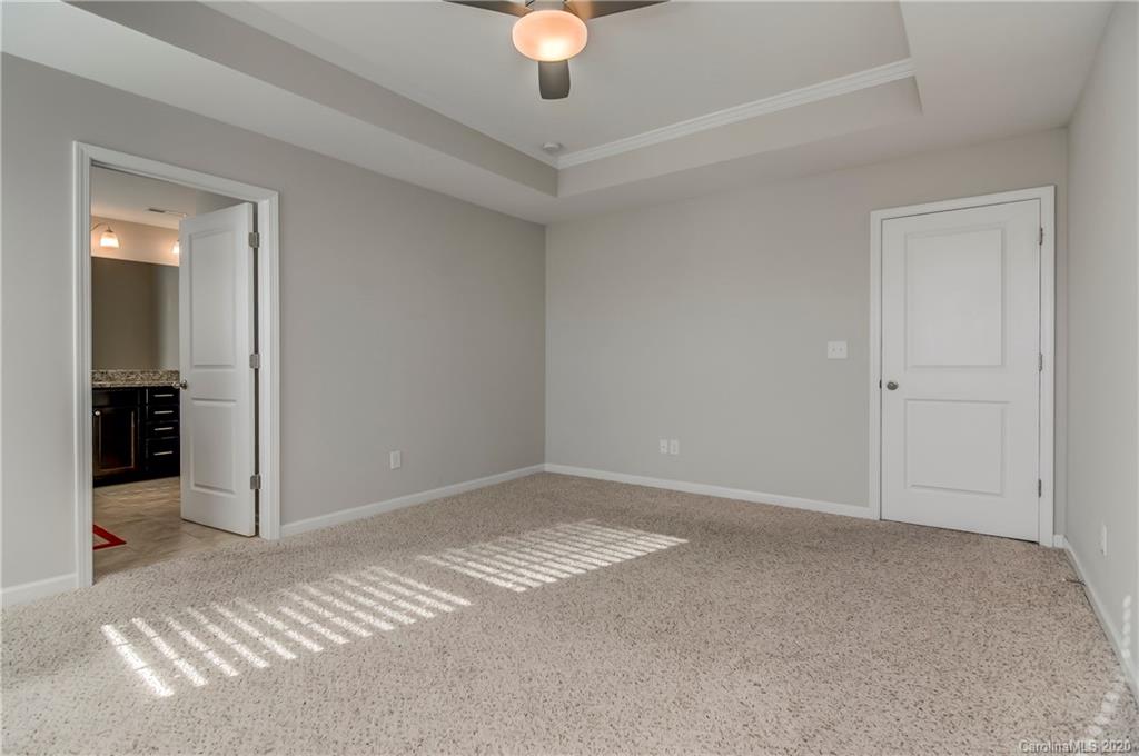 8215 Dallas Bay Road Charlotte, NC 28278 - Photo 16 of 28 Gallery Image 16