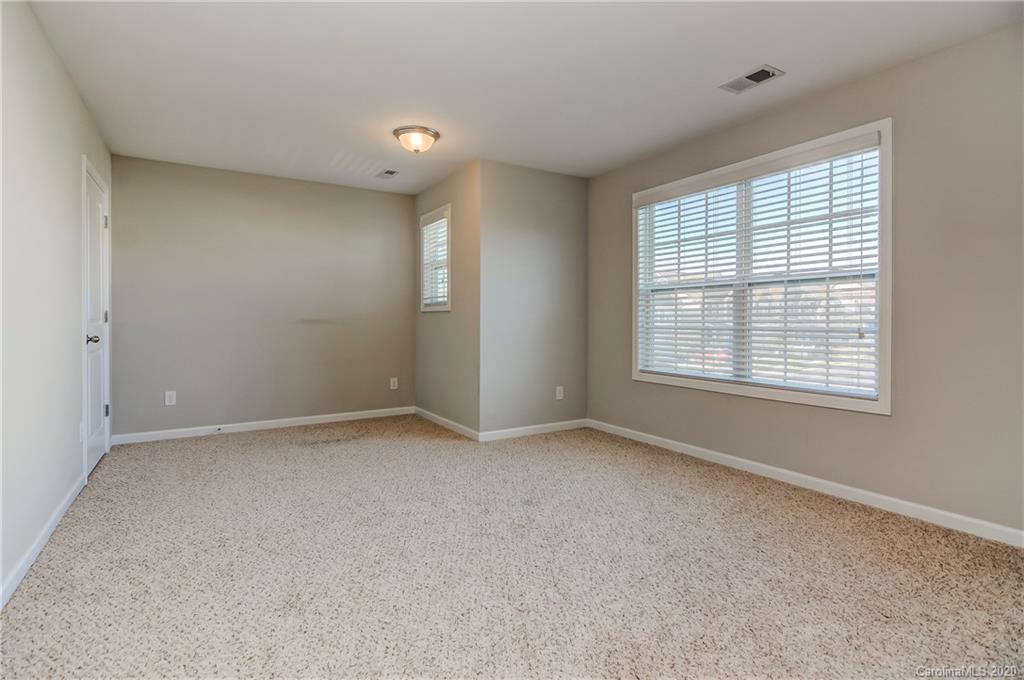 8215 Dallas Bay Road Charlotte, NC 28278 - Photo 20 of 28 Gallery Image 20