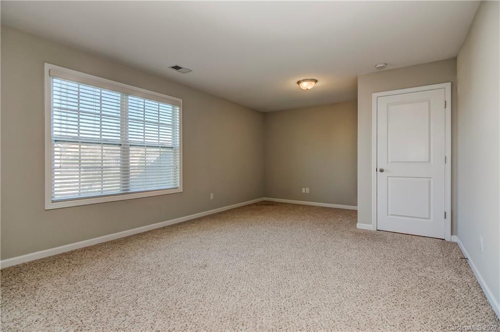 8215 Dallas Bay Road Charlotte, NC 28278 - Photo 21 of 28 Gallery Image 21