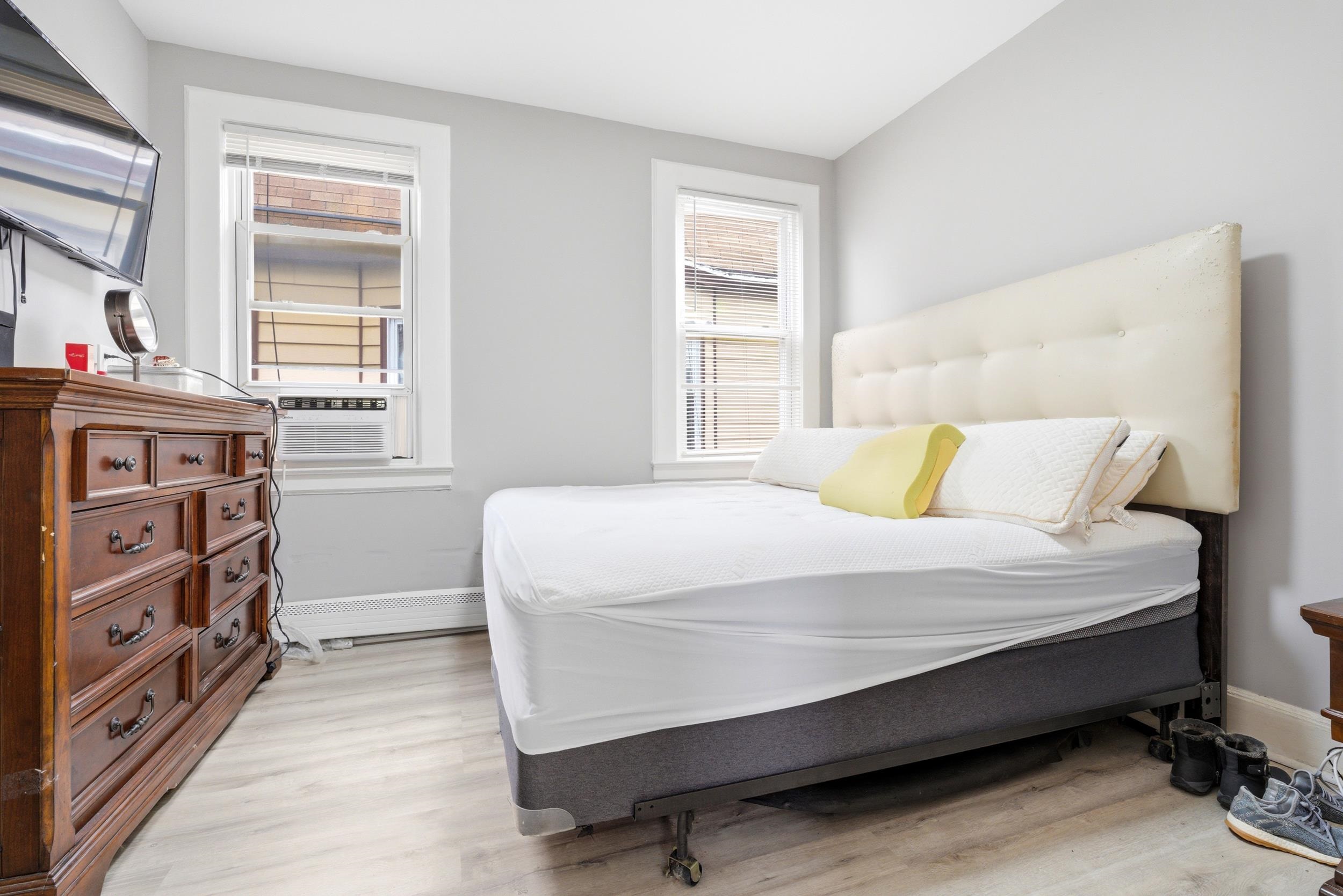 116 Mapes Avenue Newark, NJ 07112 - Photo 4 of 11