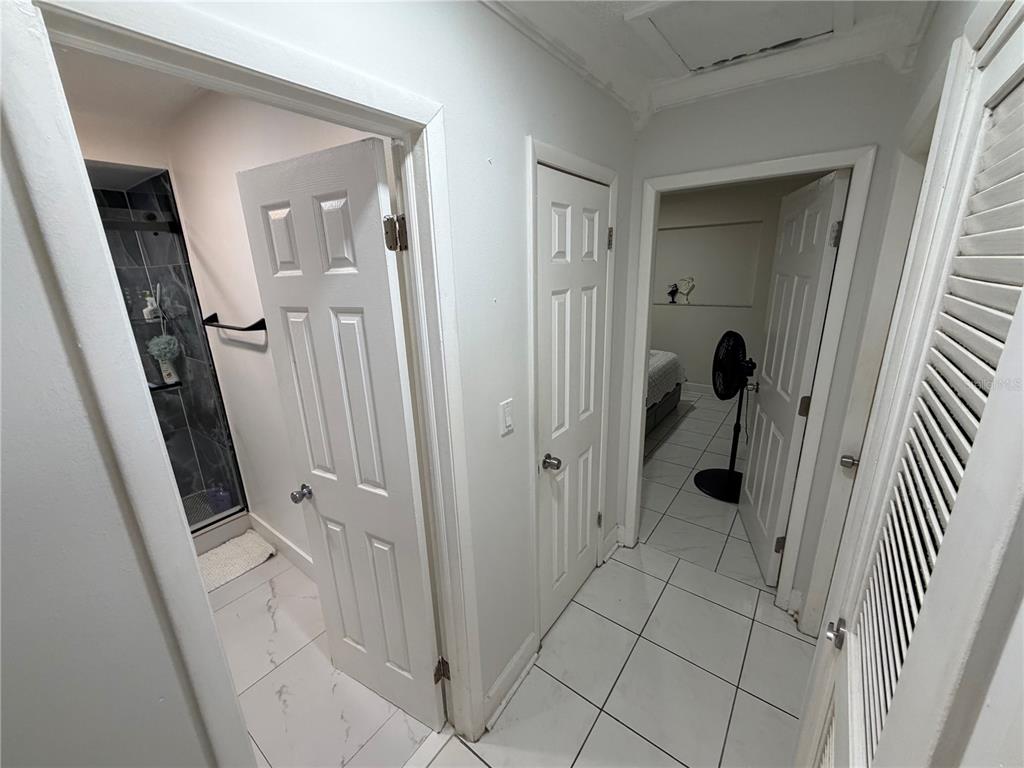 18615 Southwest 98th Avenue Miami, FL 33157 - Photo 14 of 44