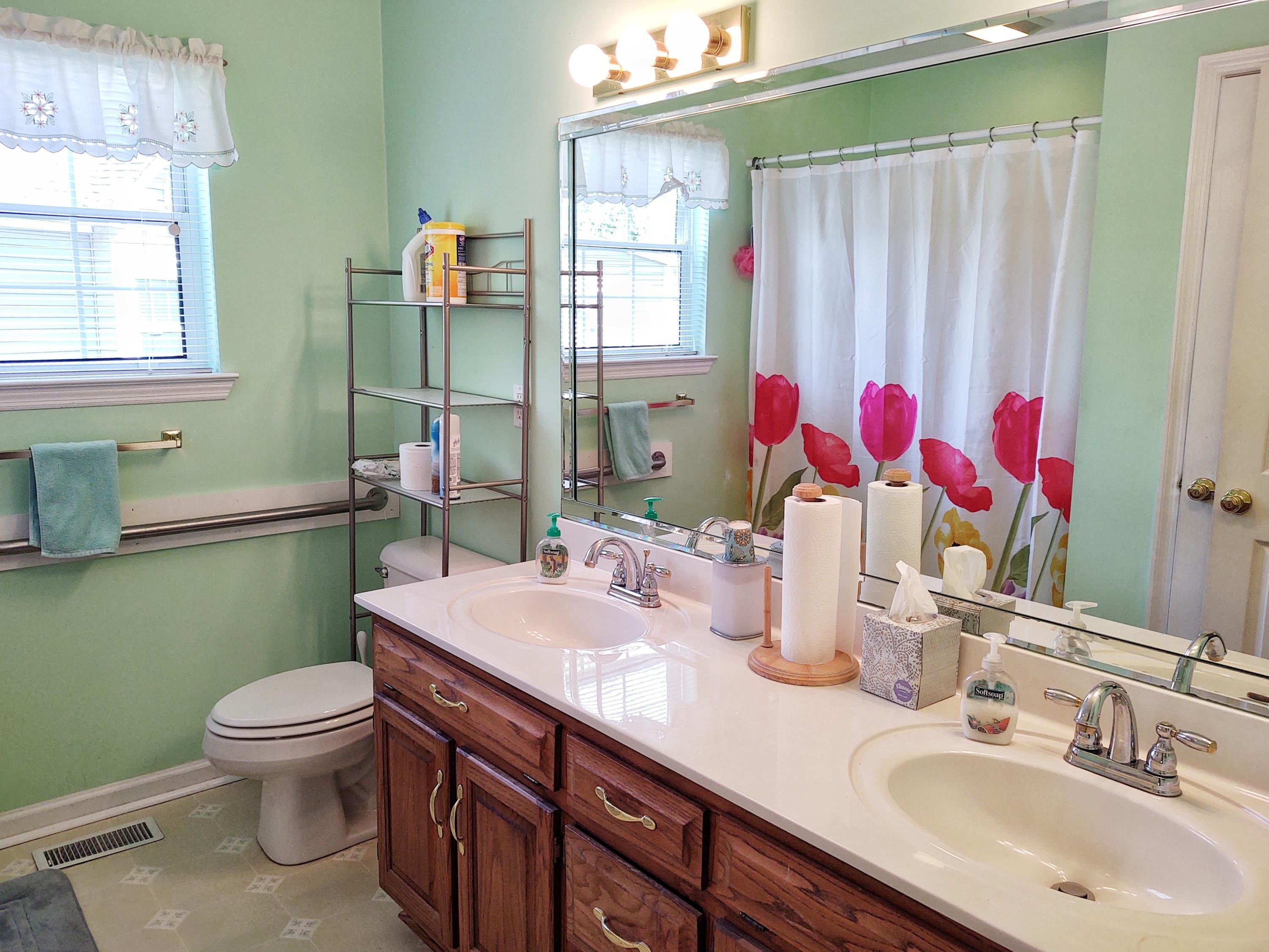 45 Dusty Ridge Trail Ringgold, GA 30736 - Photo 26 of 33 guest bathroom