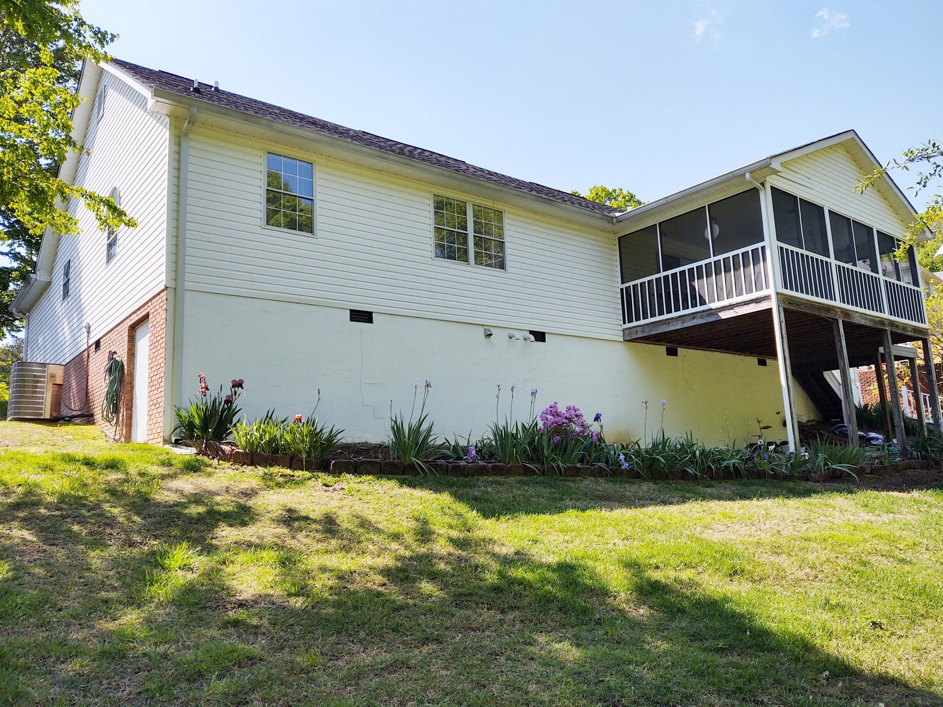 45 Dusty Ridge Trail Ringgold, GA 30736 - Photo 5 of 33 rear