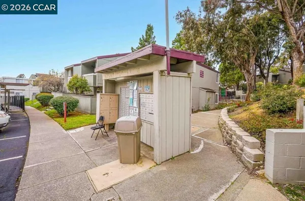 $2,800 | 1333 North Camino Alto, Vallejo, CA 94589