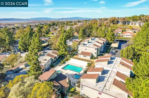 $2,800 | 1333 North Camino Alto, Vallejo, CA 94589