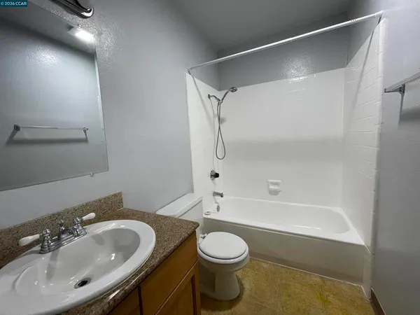 $2,800 | 1333 North Camino Alto, Vallejo, CA 94589