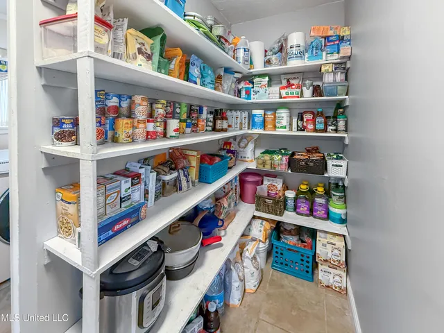 $179,900 | 5255 Parkway Drive, Jackson, MS 39211