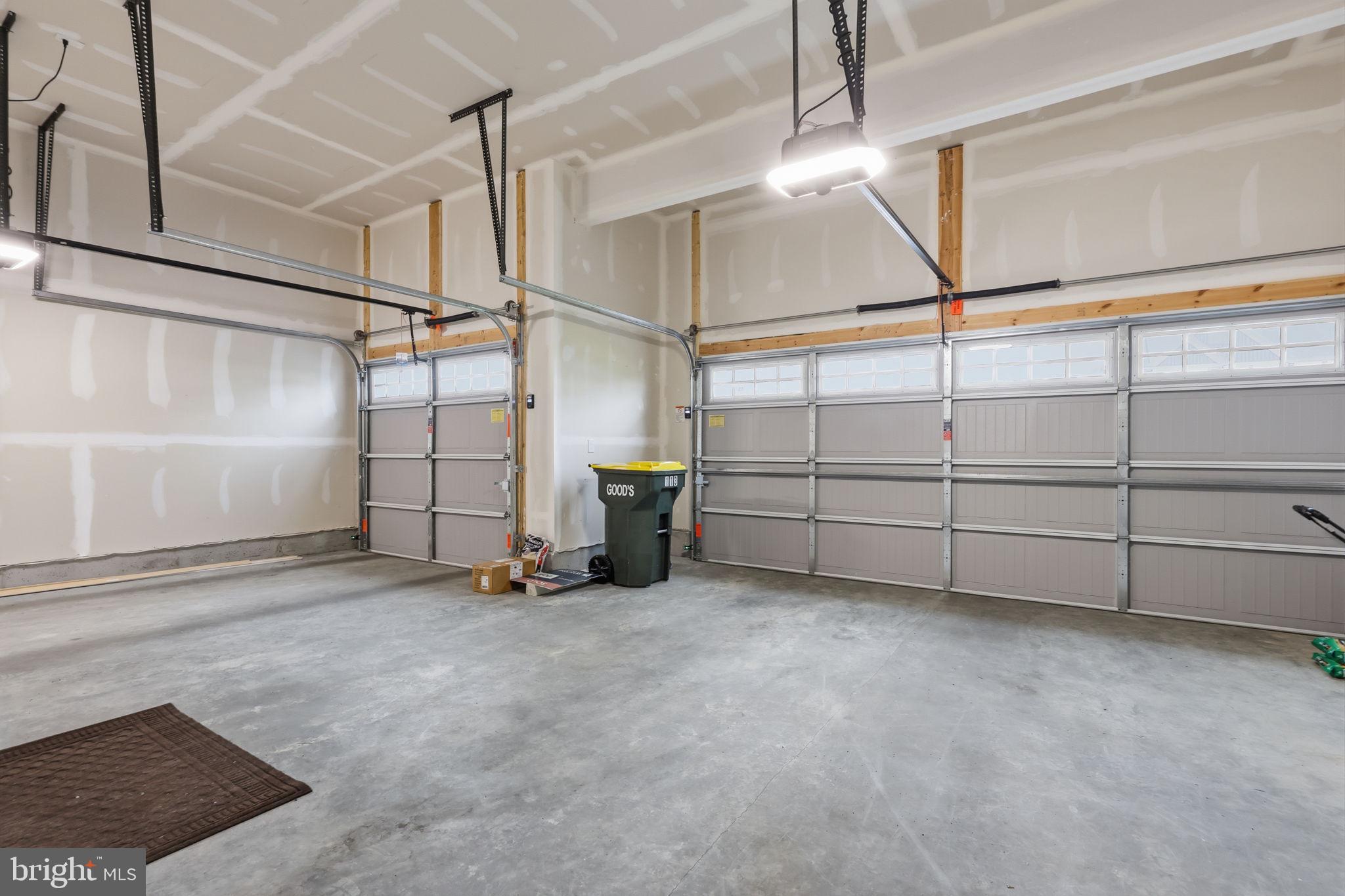 113 Cameron Lane Lititz, PA 17543 - Photo 26 of 79 3-Car Garage