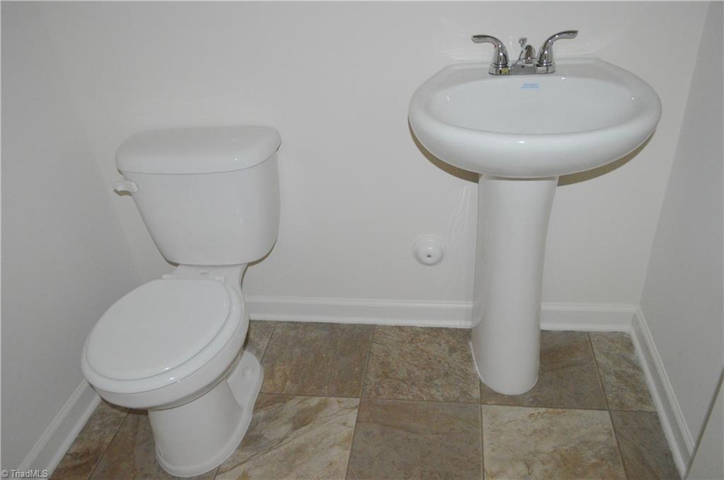 2152 West Simpson Road Burlington, NC 27217 - Photo 7 of 15 Gallery Image 7