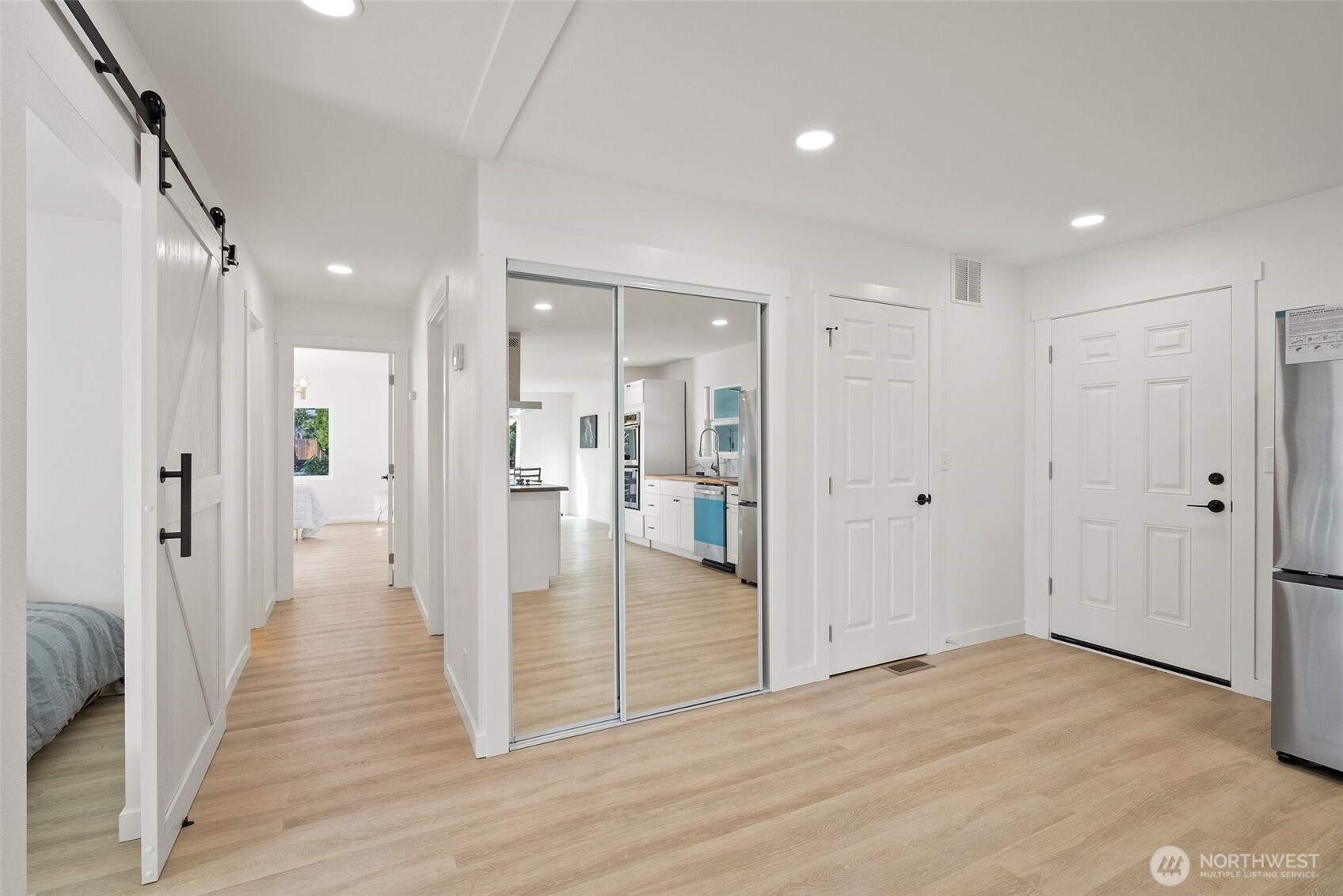 12703 Northeast 192nd Place Bothell, WA 98011 - Photo 14 of 31 Gallery Image 14