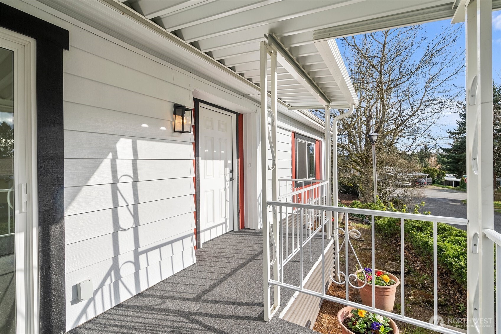 12703 Northeast 192nd Place Bothell, WA 98011 - Photo 29 of 31 Gallery Image 29