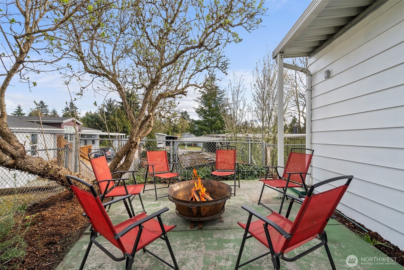12703 Northeast 192nd Place Bothell, WA 98011 - Photo 30 of 31 Gallery Image 30