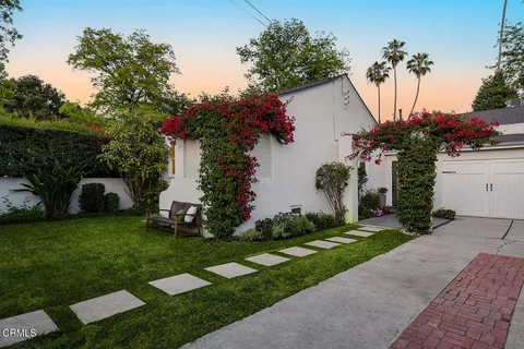 $1,495,000 | 2040 North Madison Avenue, Altadena, CA 91001