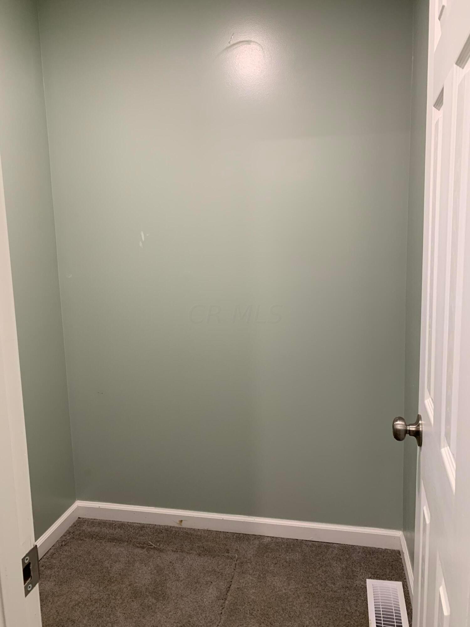 699 Hilock Road Columbus, OH 43207 - Photo 25 of 28 3C74D4E6-CACC-4C06-9F4E-40EFB145AF42