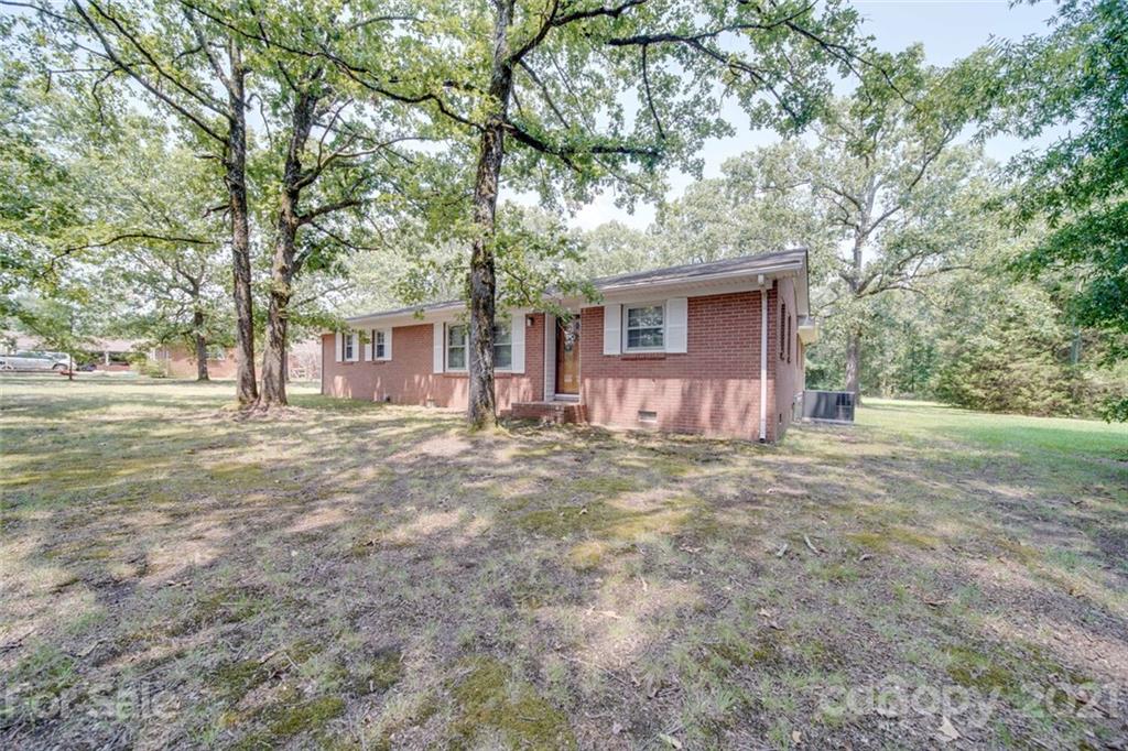 4202 Rogers Road Monroe, NC 28110 - Photo 3 of 40 Gallery Image 3