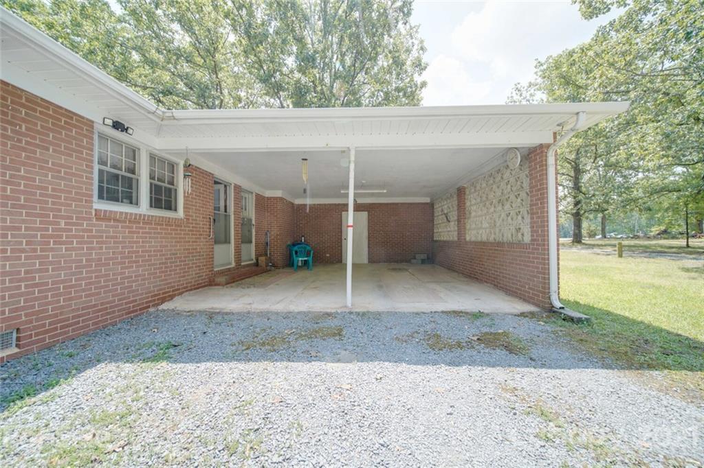 4202 Rogers Road Monroe, NC 28110 - Photo 6 of 40 Gallery Image 6