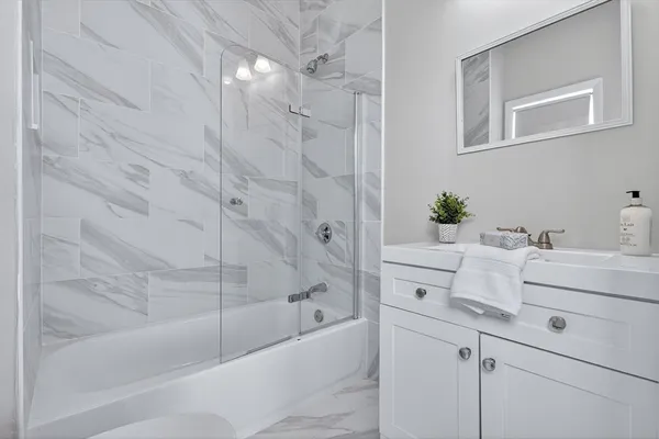 $849,000 | 104 Thorndike Street, Unit 2, Cambridge, MA 02141