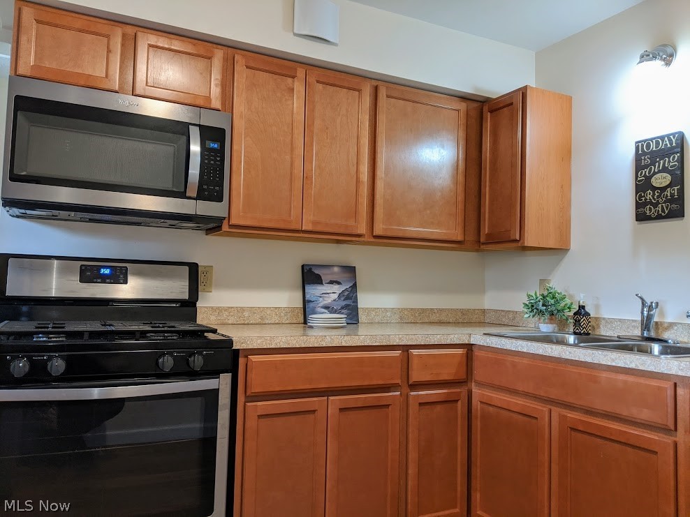 1592 Ridgewick Drive Wickliffe, OH 44092 - Photo 9 of 26