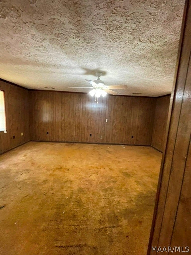 155 Elmore Road Titus, AL 36080 - Photo 5 of 13 Gallery Image 5