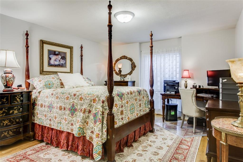 6357 Diamond Head Circle, Unit B Dallas, TX 75225 - Photo 19 of 23 Primary BR