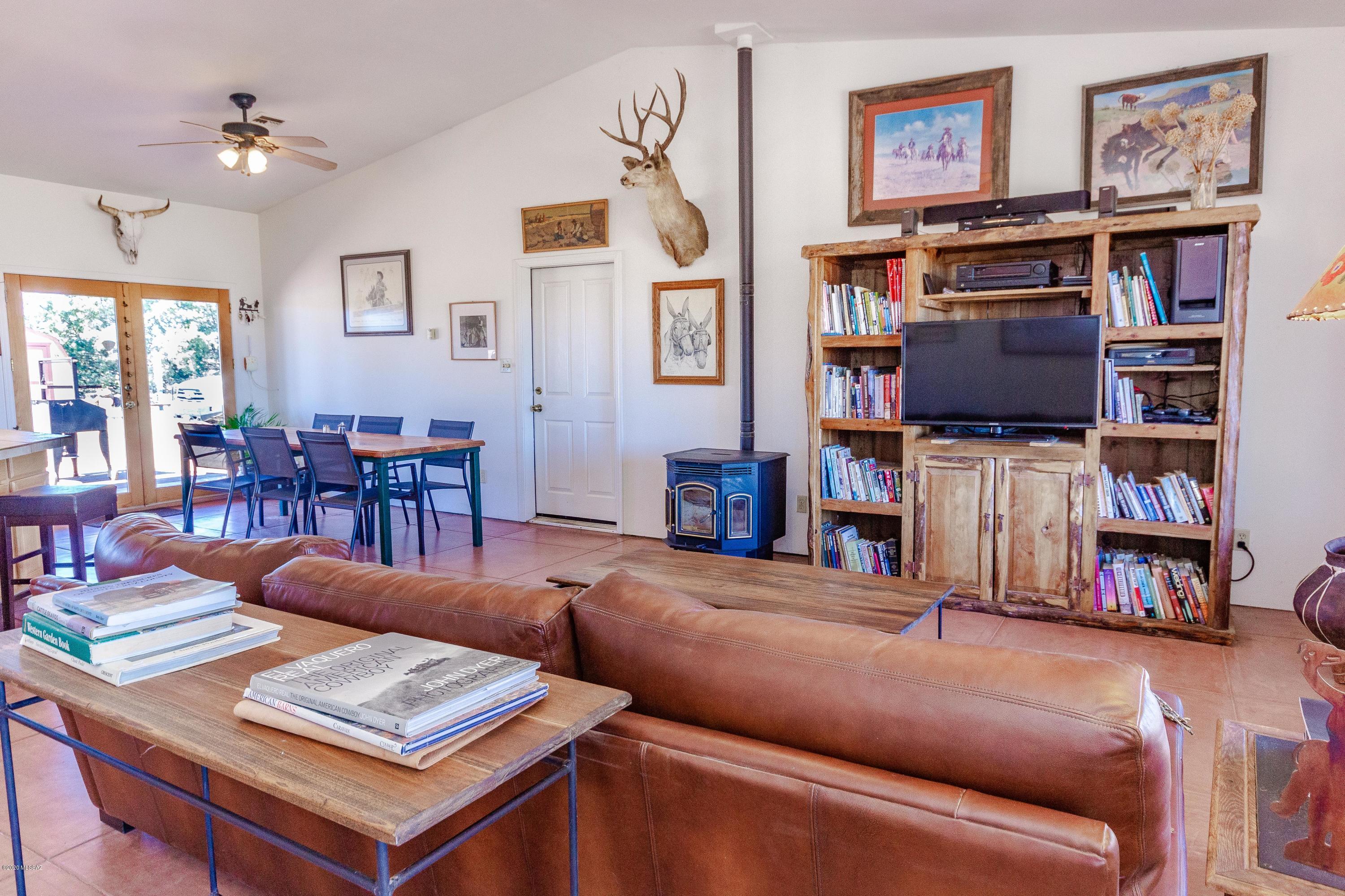 257 Lower Elgin Road Elgin, AZ 85611 - Photo 10 of 49 Gallery Image 10