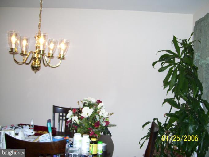 9240 Piscataway Road Clinton, MD 20735 - Photo 2 of 30 seperate dining room