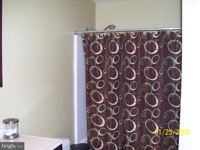9240 Piscataway Road Clinton, MD 20735 - Photo 12 of 30 Bath