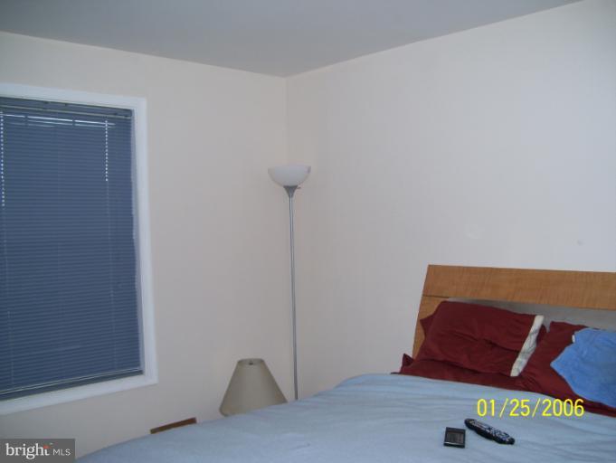 9240 Piscataway Road Clinton, MD 20735 - Photo 15 of 30 Bedroom/upstairs