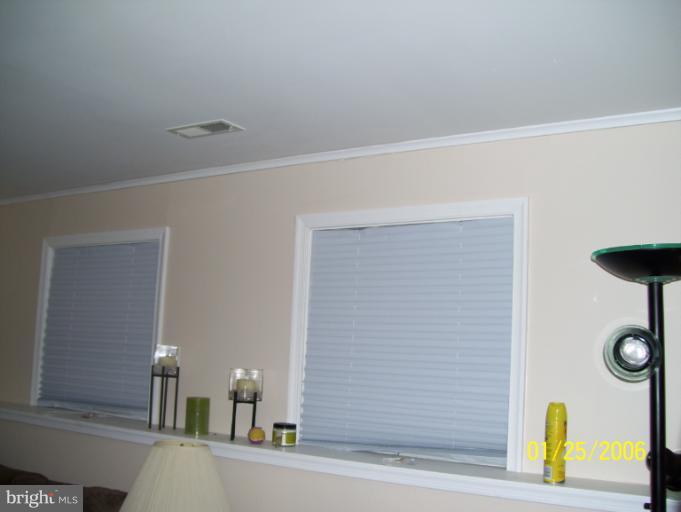 9240 Piscataway Road Clinton, MD 20735 - Photo 17 of 30 Family Room